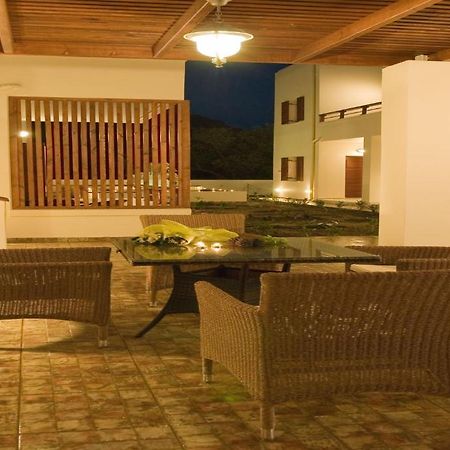 Syia Hotel Sougia Bagian luar foto