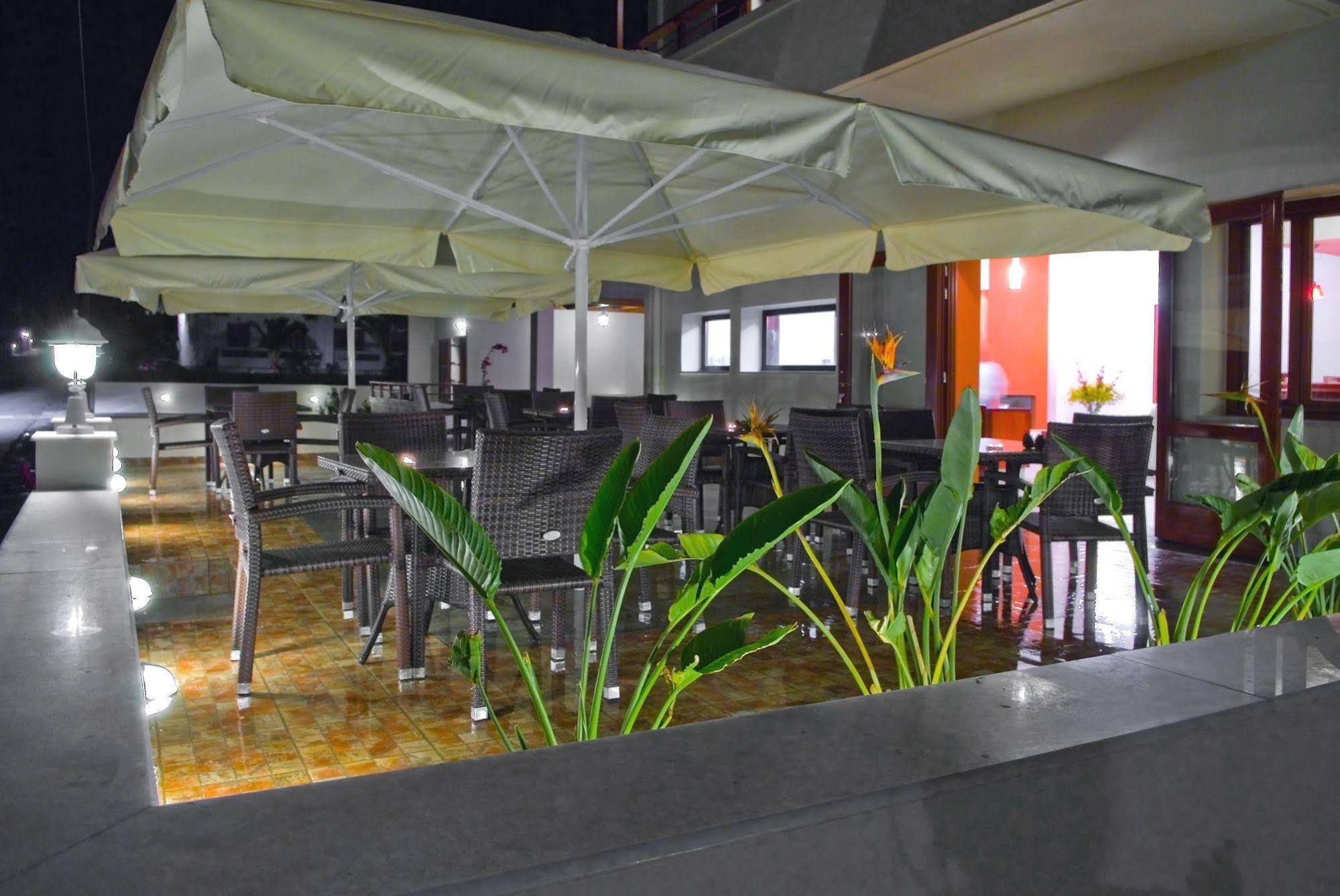 Syia Hotel Sougia Bagian luar foto