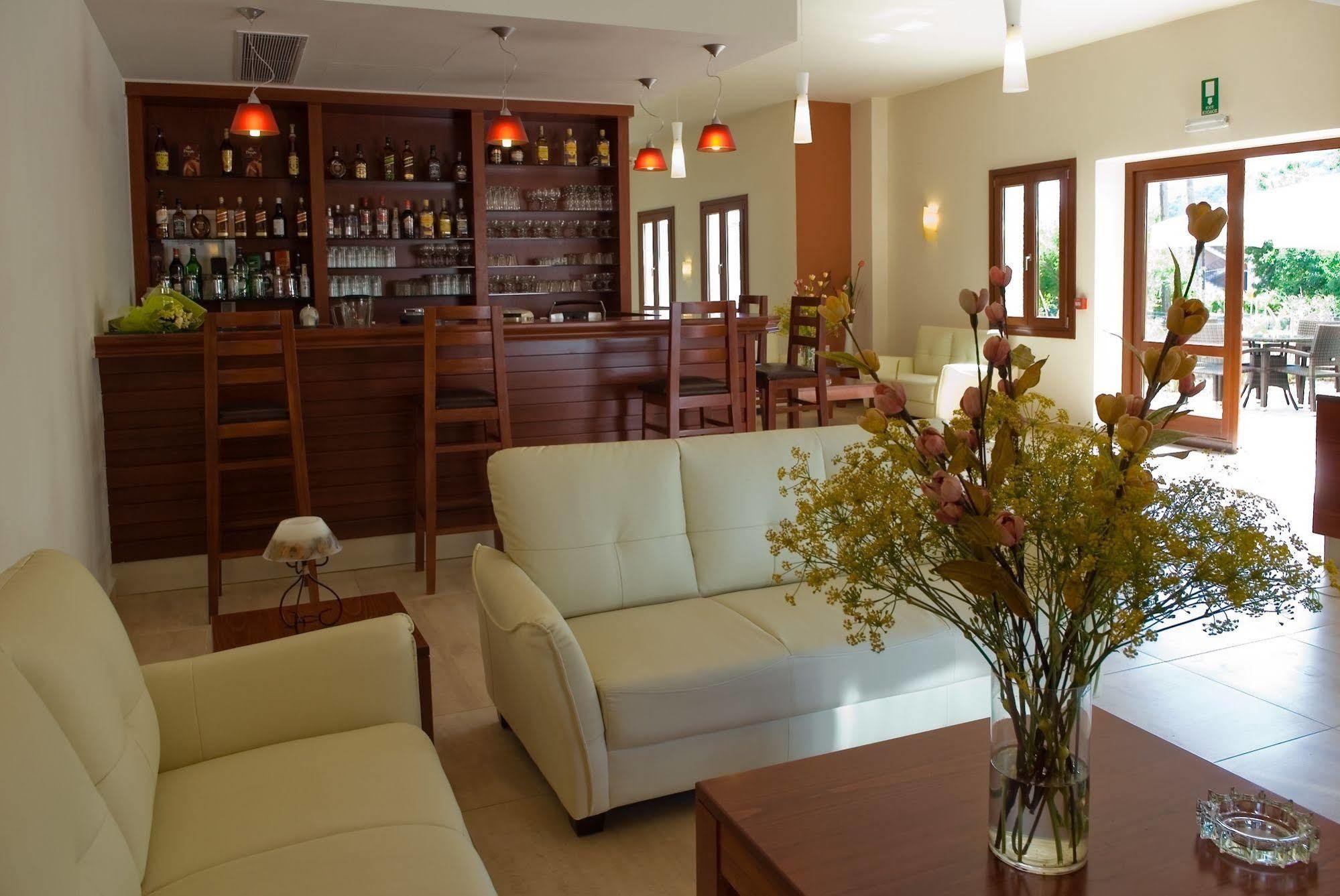 Syia Hotel Sougia Bagian luar foto